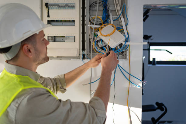 Best Electrical Outlet Repair  in Crestwood, IL
